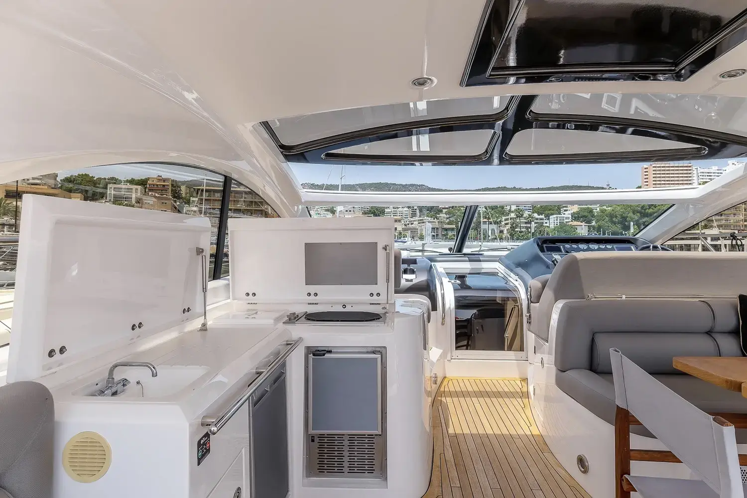 2010 Sunseeker predator 60