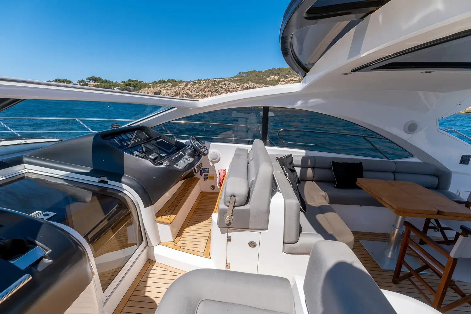 2010 Sunseeker predator 60