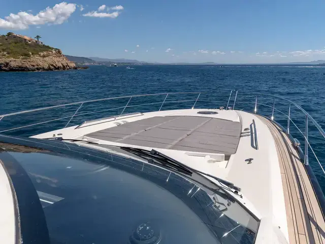 Sunseeker Predator 60