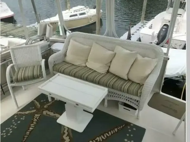 Carver 406 Motor Yacht