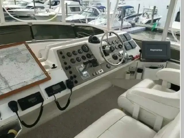 Carver 406 Motor Yacht