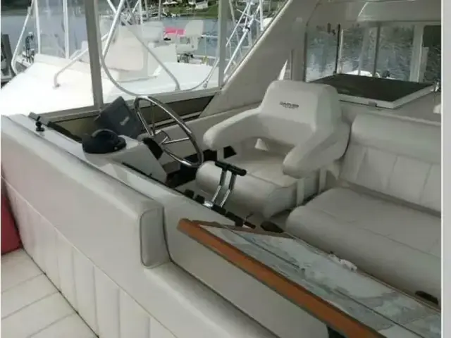 Carver 406 Motor Yacht