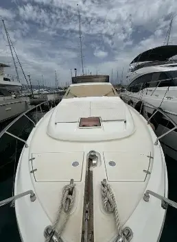 2007 Ferretti 550