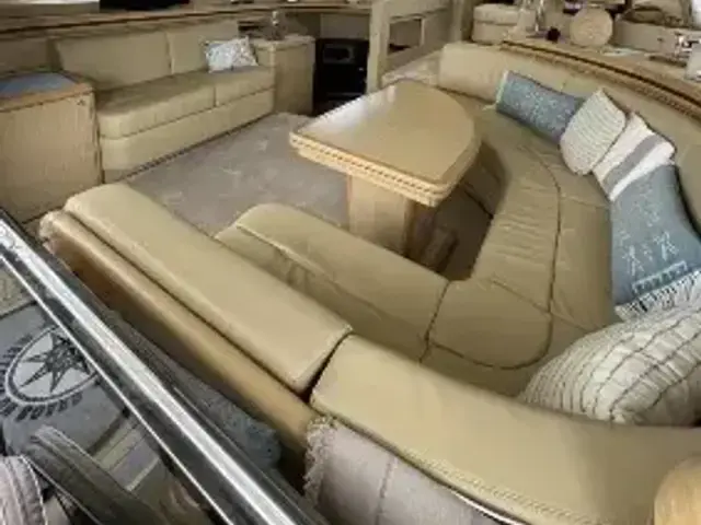 Ferretti Yachts 550