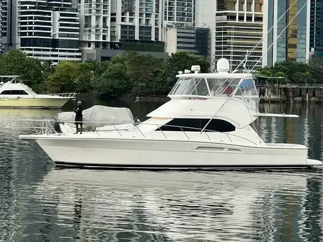 Riviera G2 Convertible Flybridge Series II