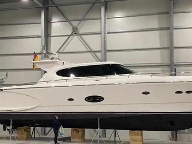 Elegance Yachts 60 Open