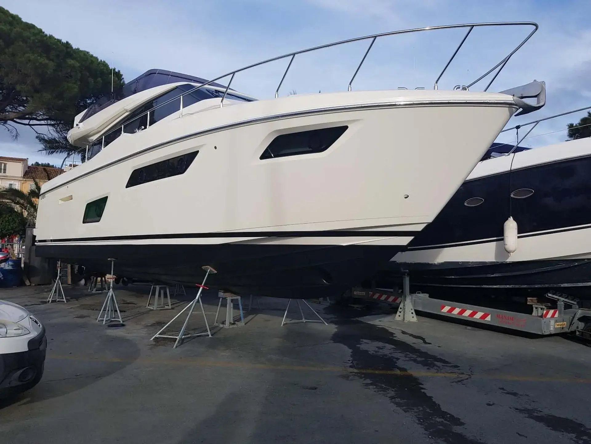 2017 Ferretti 450