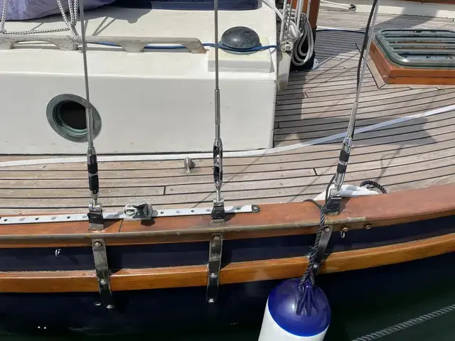 Classic Heard 28 Gaff Cutter