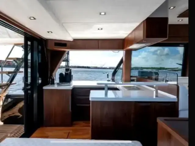 Galeon 50'