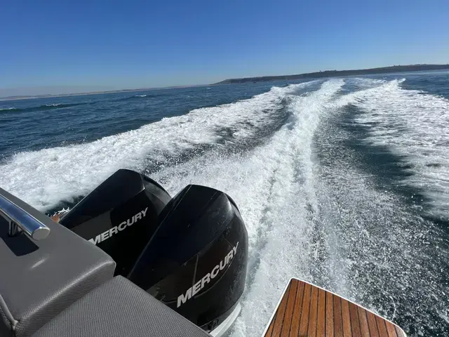 Beneteau Antares 11 Coupe Outboard