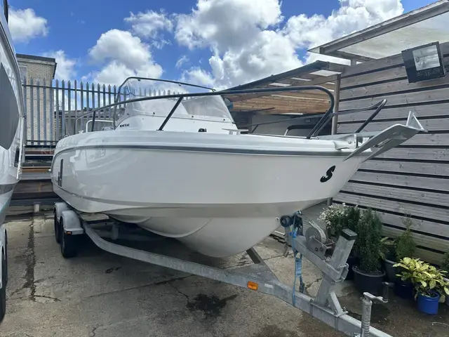 Beneteau Flyer 7 Sundeck