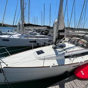 2018 Jeanneau Sun Odyssey 389