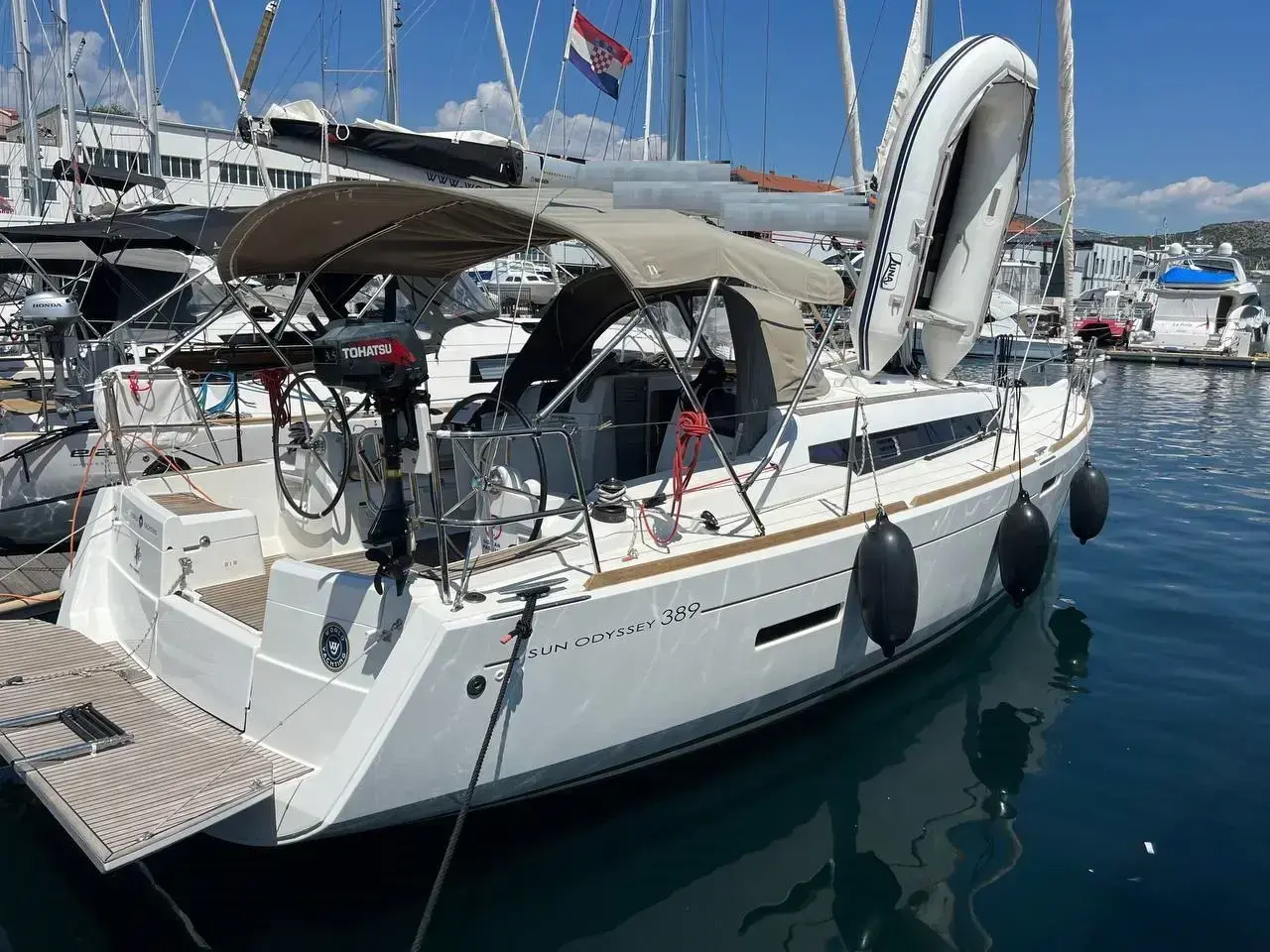 2018 Jeanneau sun odyssey 389