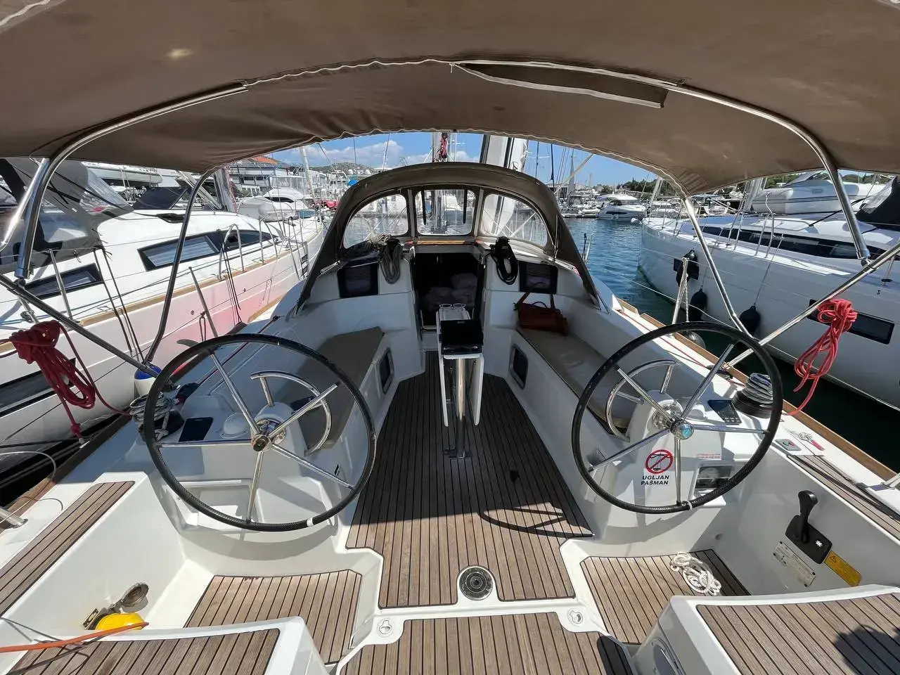 2018 Jeanneau sun odyssey 389