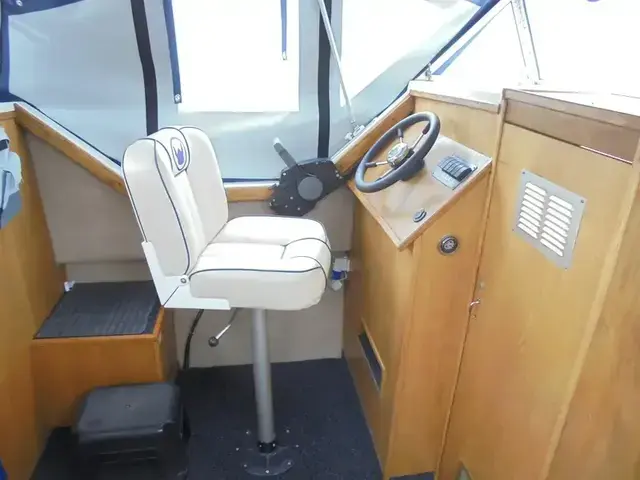 Viking 26 Centre Cockpit