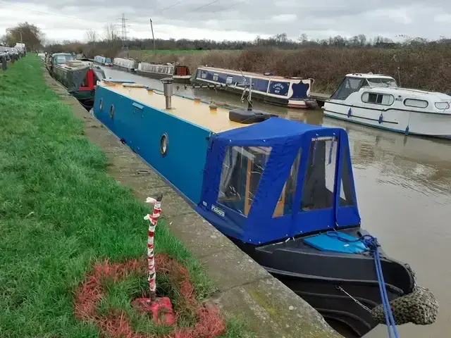 R & D 40ft Narrowboat called Sir Kay