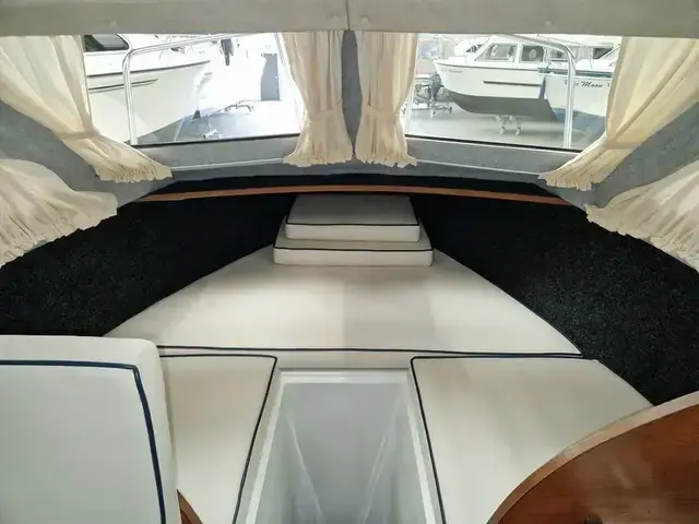 Viking 26 Centre Cockpit