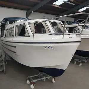 1990 Viking 23 Narrow Beam