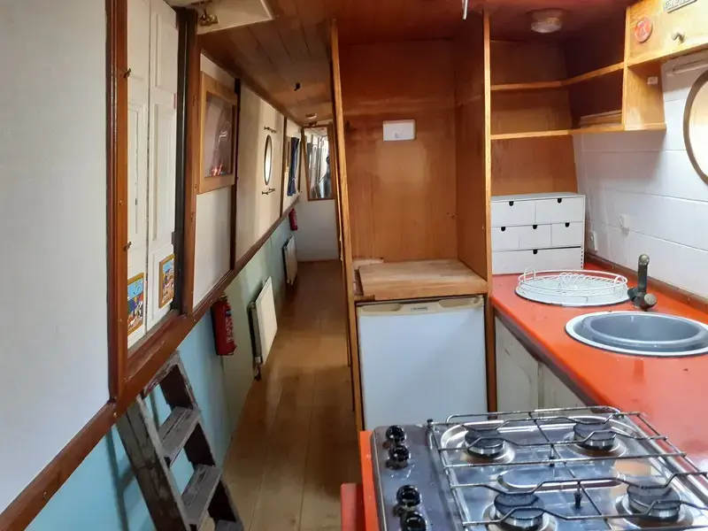 1999 Solid 60ft narrowboat called stove pipe wells