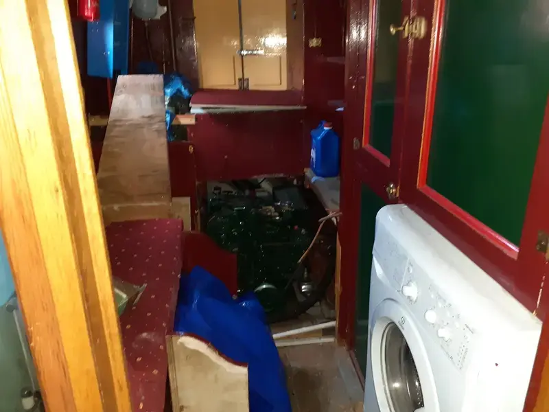 1999 Solid 60ft narrowboat called stove pipe wells