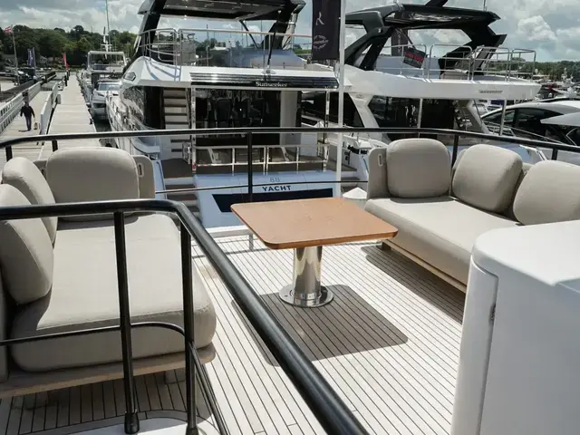 Azimut Magellano 60