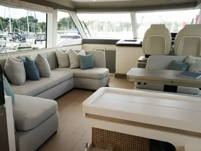 Azimut Magellano 60