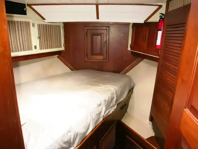 Californian 38 Sundeck Trawler