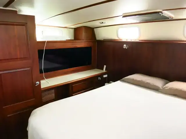 Californian 38 Sundeck Trawler