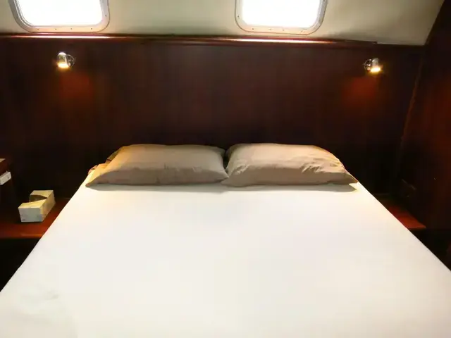 Californian 38 Sundeck Trawler