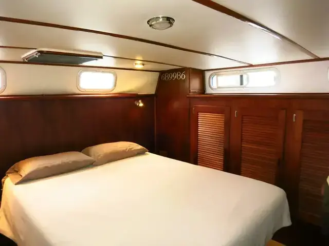 Californian 38 Sundeck Trawler