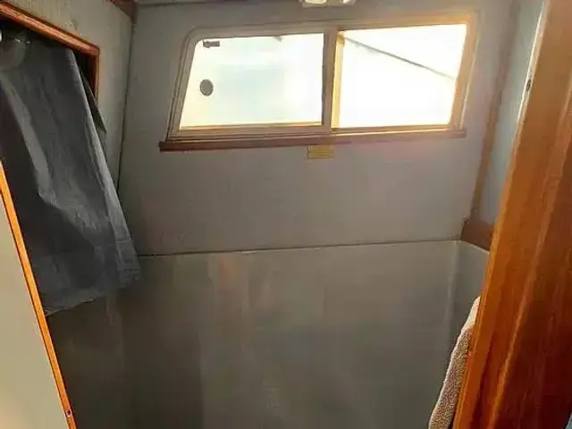 Sea Ray 360 Aft Cabin