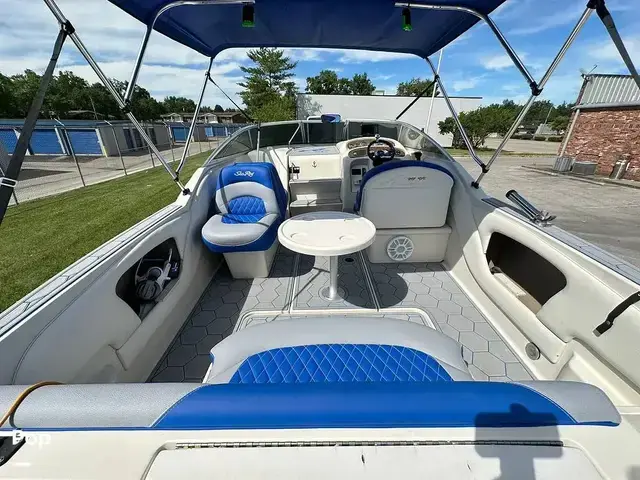 Sea Ray 245 Weekender