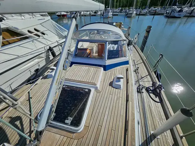 Hallberg-Rassy 43