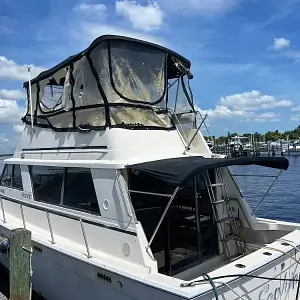 1987 Mainship Boats 36 DC Sedan