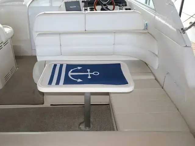 Sea Ray 330 Sundancer