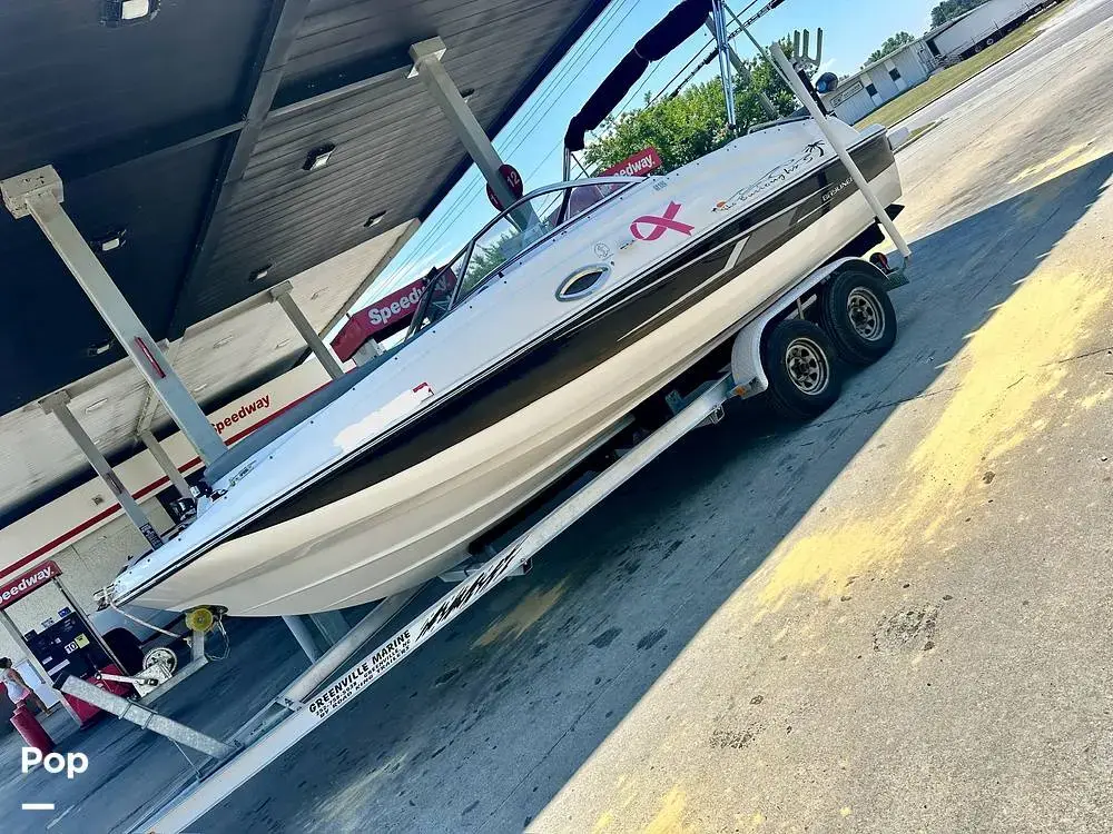 2015 Bayliner 215 bowrider