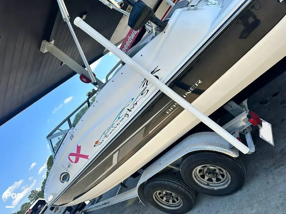 2015 Bayliner 215 bowrider