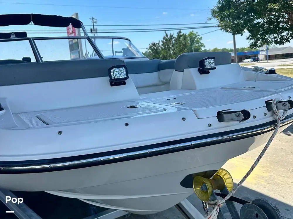 2015 Bayliner 215 bowrider