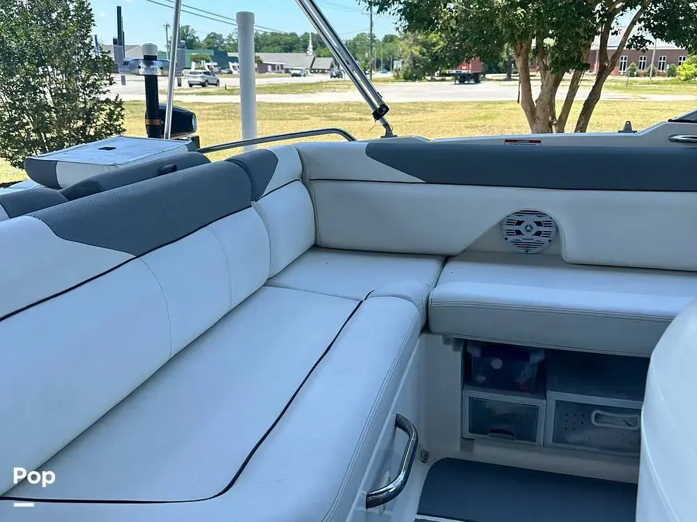 2015 Bayliner 215 bowrider