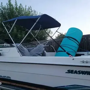 1995 Seaswirl 2150 Striper