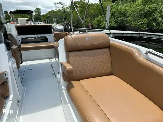 Crownline E225 XS