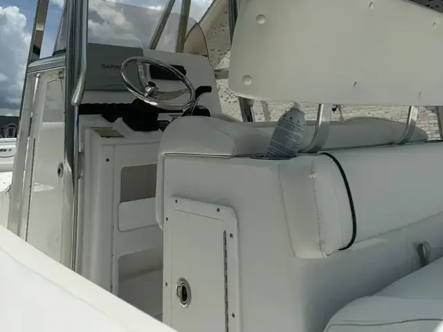 Sea Hunt Boats Ultra 234