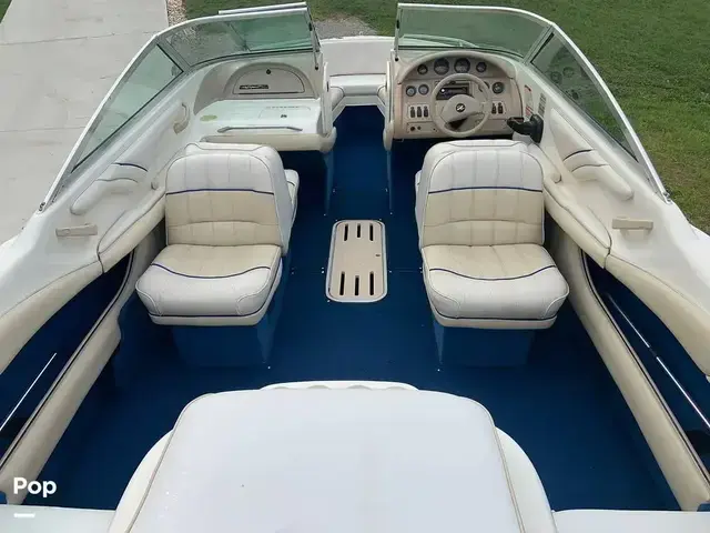 Sea Ray 220 Signature Select