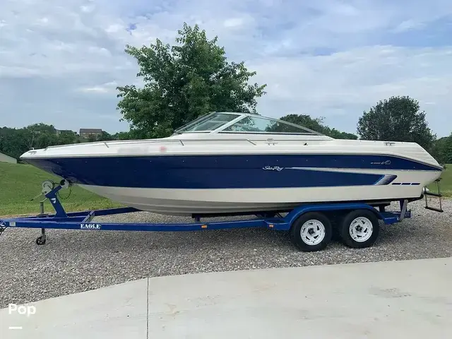 Sea Ray 220 Signature Select