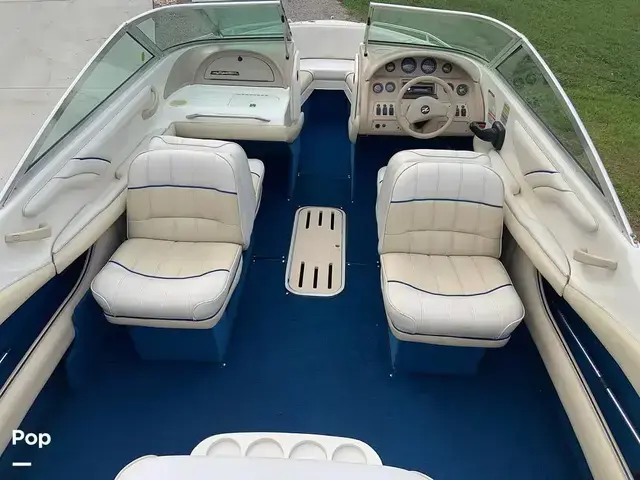 Sea Ray 220 Signature Select