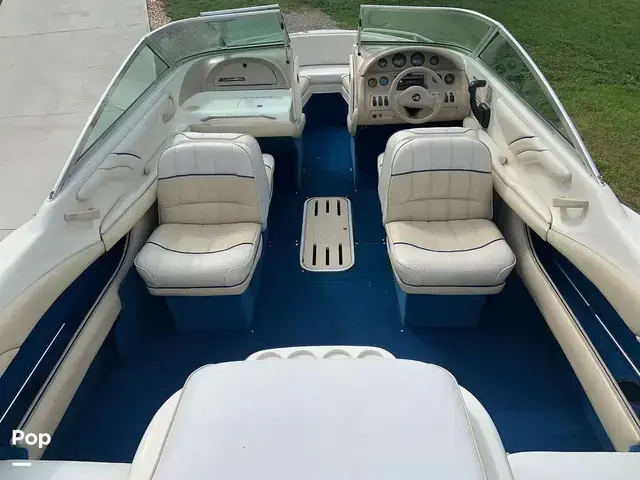 Sea Ray 220 Signature Select