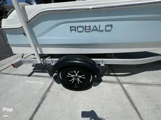 Robalo R160