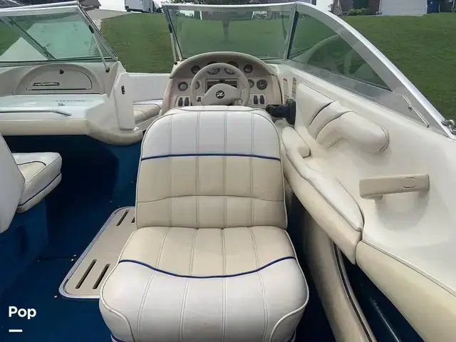 Sea Ray 220 Signature Select