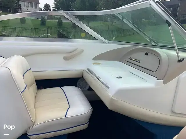 Sea Ray 220 Signature Select