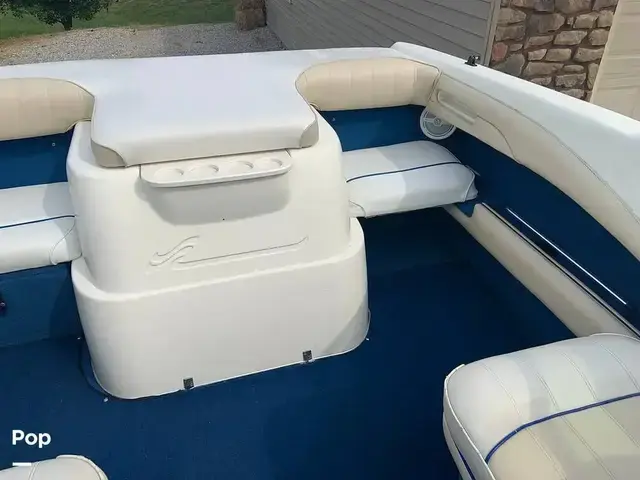 Sea Ray 220 Signature Select